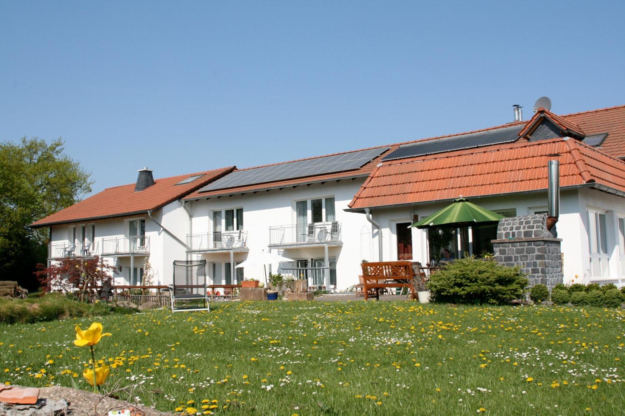 Heiligenstadt Urlaubspension 'Hohes Rott' Und Apartmenthaus מראה חיצוני תמונה